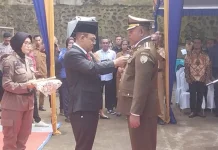 Bupati Ende Lantik Ibrahim Pimpin Satpol PP Ende