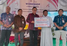 Dukung Fasilitas Sekolah, Bank NTT Salurkan CSR Rp150 Juta untuk SMAK Syuradikara