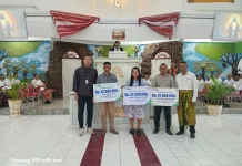 BPJS Ketenagakerjaan Serahkan Santunan Kematian kepada Tiga Jemaat GMIT Labat