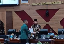 Ketua PGRI Flores Timur Temui Wakil Ketua Komisi X DPR RI, Sampaikan Aspirasi Guru