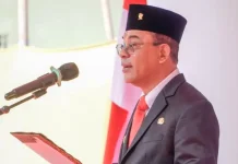 Bupati Ende Ajak ASN Jadi Pelopor Tertibkan Pasar Mbongawani