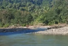 Warga Wewaria Minta Jembatan Lowolaka Dibangun