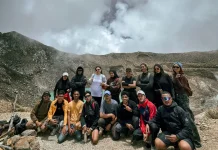Pendakian Gunung Jadi Ruang Pemulihan Anak Muda