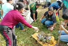 Kemenag Ende Gelar Bakti Sosial Bersihkan Lingkungan Kota