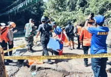 Dua Wisatawan Asal Austria Tewas Jatuh dari Jembatan Gantung Cunca Wulang