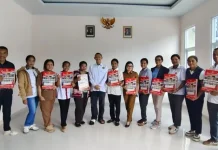 Ratusan Guru Agama Katolik Manggarai Timur Terima Sertifikat Pendidik