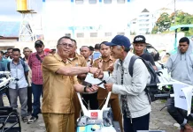 11 Kelompok Tani di Manggarai Terima 51 Unit Alsintan