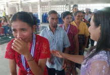 Tangis Bahagia Warnai Kelulusan SMPK Yapenthom Satu Maumere
