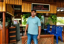 Berkat Sawah dan Perahu Karet, Cafe Bintang Watumere Ende Jadi Idola Wisata