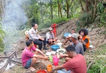 Bhabinkamtibmas Bomari Perkuat Kemitraan dengan Warga