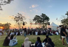 Kolaborasi BPOLBF-Kemenpar Hadirkan Justin Aldrin di Pentas X Weekend at Parapuar