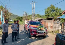 Polsek Reo Kawal Prosesi Corpus Christi, Ratusan Umat Beribadah dengan Aman