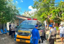 Ditpolairud Polda NTT Antar Jenazah Warga ke Kampung Halaman