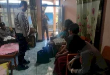 Polres Manggarai Salurkan Bantuan Bagi Penyandang Disabilitas