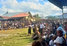 Polsek So'a Amankan Tinju Adat Sagi di Soa