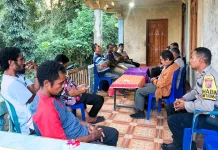 Polisi Kawal Upaya Damai Dua Dusun di Adonara Barat