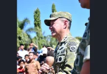 Disambut Adat Manggarai, Pangdam IX/Udayana Resmikan Jembatan Garuda di Reok