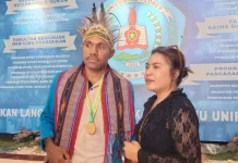 UKM Boxing Uniflor Cetak Juara, Kison Kogoya Bidik Prestasi Internasional