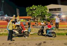 Patroli Malam Polres Flores Timur Sasar Titik Keramaian dan Pelabuhan Larantuka