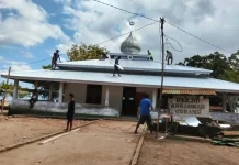 Semangat Gotong Royong Percepat Pembangunan Masjid Arrahman Labelen