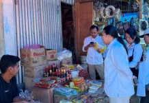 Pedagang Pasar Aimere Diedukasi Cegah Peredaran Pangan Kedaluwarsa