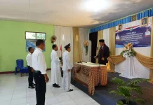 Pelantikan Kades Kawalelo, Doni Dihen Tekankan Semangat Pengabdian