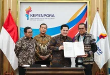 Menpora Serahkan SK Tuan Rumah PON 2028 kepada NTT, NTB, dan DKI Jakarta