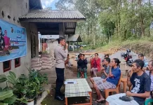 Polres Ngada Gelar Terapi USEFT bagi Warga Bomari