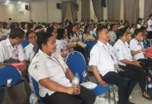 Bupati Sikka Tekankan Profesionalisme Bidan Layani Kesehatan Masyarakat