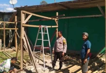 Bhabinkamtibmas Riung Perkuat Kemitraan dengan Warga Desa Ria