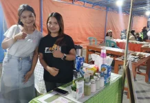 Kisah Amel dan Liani, Penjual Minuman Matcha di Festival STIE Karya Ruteng