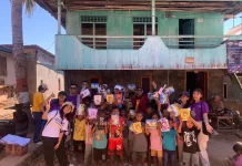 Rotary Club Labuan Bajo Komodo Salurkan 30 Bantuan Jamban di Pulau Papagarang