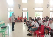 Polri dan Mahasiswa KKN Tanamkan Karakter Positif Siswa SLB