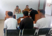 Bhabinkamtibmas Aimere Mediasi Kasus Konten TikTok di Puskesmas