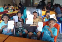 Gerakan Literasi Mahasiswa KKN-T Bangkitkan Semangat Membaca Anak Dusun Boa