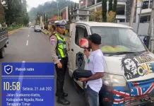 Satlantas Polres Ngada Ciptakan Situasi Kamseltibcarlantas Aman di Bajawa