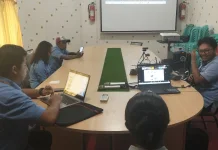 Tim Teknik RRI Ende Ikuti Demo Interkom IP