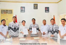 Bawaslu dan PGRI Mabar Teken Kerja Sama, Perkuat Pendidikan Politik dan Pengawasan