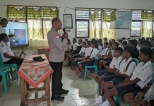 Polsek Wolowaru Edukasi 153 Pelajar tentang Keselamatan Berlalu Lintas