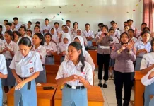 Polres Flotim Pulihkan Semangat Pelajar SMA Negeri 1 Adonara Timur Pasca Konflik