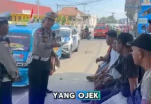 Satlantas Polres Ende Edukasi Ojek dan Sopir Angkot Tertib Berlalu Lintas