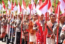 Kapolda NTT Hadiri Pawai Pembangunan, 69 Tim Tampilkan Keberagaman