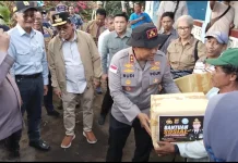 Polda NTT Salurkan Bantuan Darurat Korban Gempa Ende