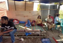 Ibu Empat Anak Bertahan di Pengungsian Kampung Damer, Butuh Air Bersih dan Makanan