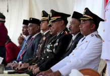 Penurunan Bendera HUT RI di Flores Timur Diwarnai Kepedulian