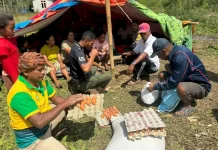 Polres Manggarai Timur Dampingi Penyaluran Bantuan Gempa Golo Loni