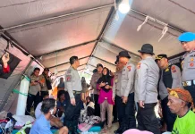 Polri Maksimalkan Operasi Kemanusiaan di Kabupaten Manggarai, 45 Posko Siap