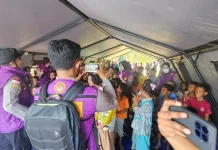 Tim Psikologi Polda NTT-Jatim Pulihkan Trauma Pengungsi Maukaro