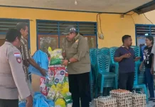 Polres Ngada Bersama Forkopimda Salurkan Bantuan Gempa