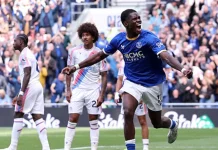 Everton Menang 2-0, Moyes Redam Tekanan Awal Musim